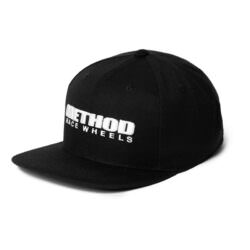 METHOD | APPAREL BRAND LOGO FLATBILL SNAPBACK | BLACK