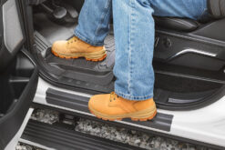 Alternative view of WEATHERTECH | SILLPROTECTOR SET CREW CAB | GM 2500HD 2020+
