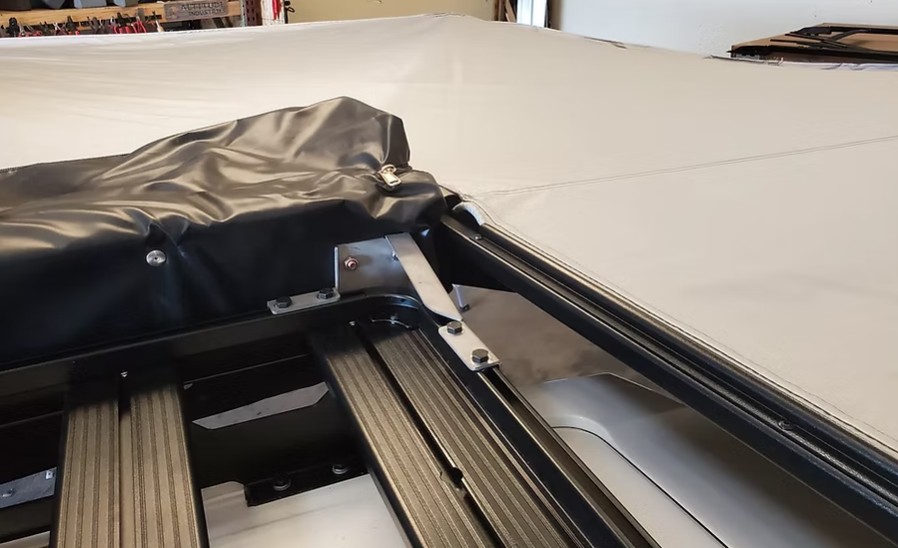 QUICK PITCH | AWNING TO FRONT RUNNER BRACKET - Image 3