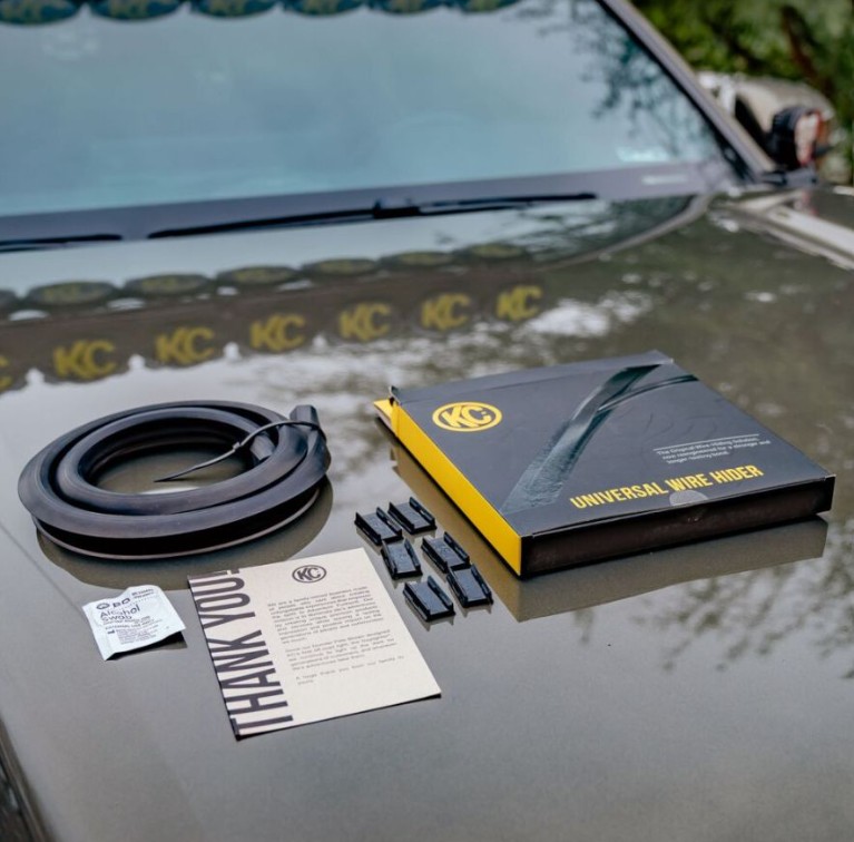 KC | UNIVERSAL WIRING HIDER | 3M TAPE/3.3 FT - Image 4
