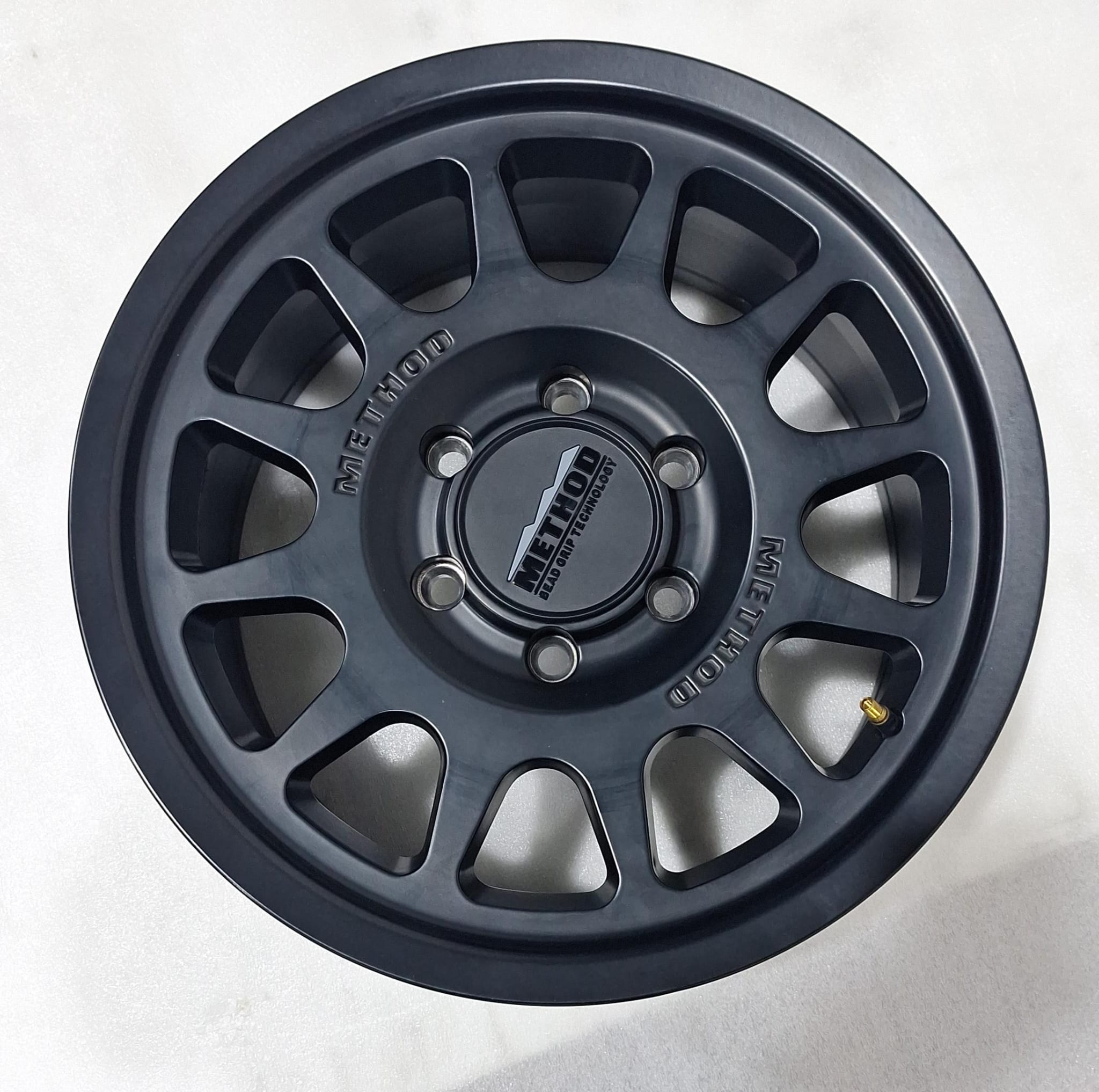 METHOD | MR703 |17X8.5 6X5.5 35MM OFFSET | MATTE BLACK - Image 6