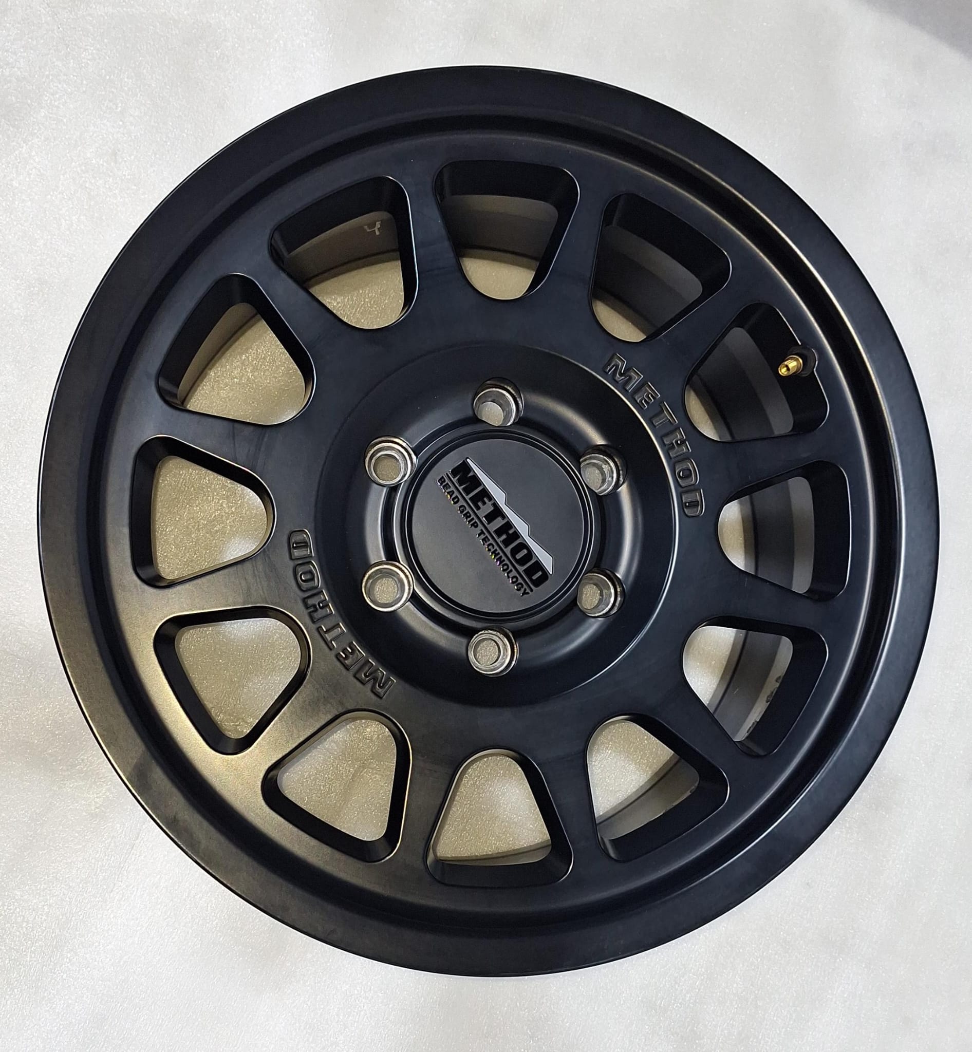 METHOD | MR703 |17X8.5 6X5.5 35MM OFFSET | MATTE BLACK - Image 10